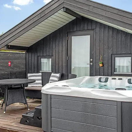 Solfrid - 150m From The Sea By Interhome