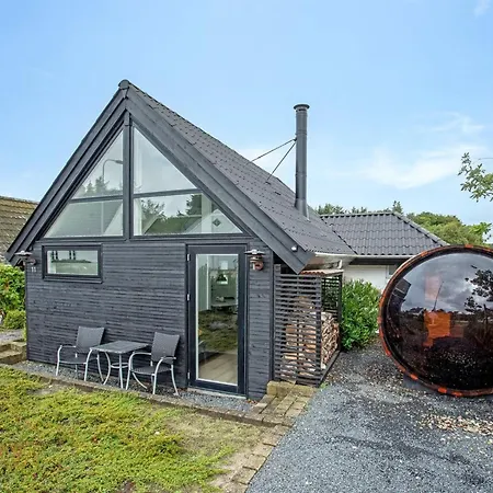 Solfrid - 150m From The Sea By Interhome Vakantiehuis