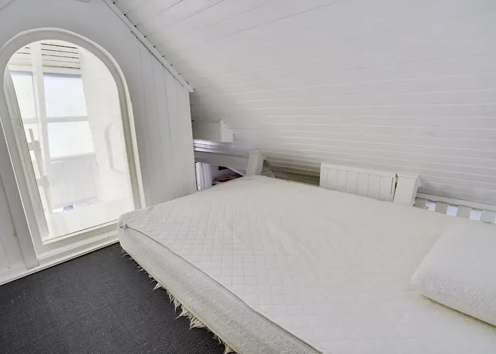 Solfrid - 150m From The Sea By Interhome 埃斯比约