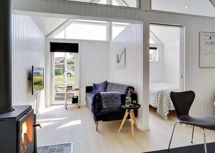 Solfrid - 150m From The Sea By Interhome 度假居